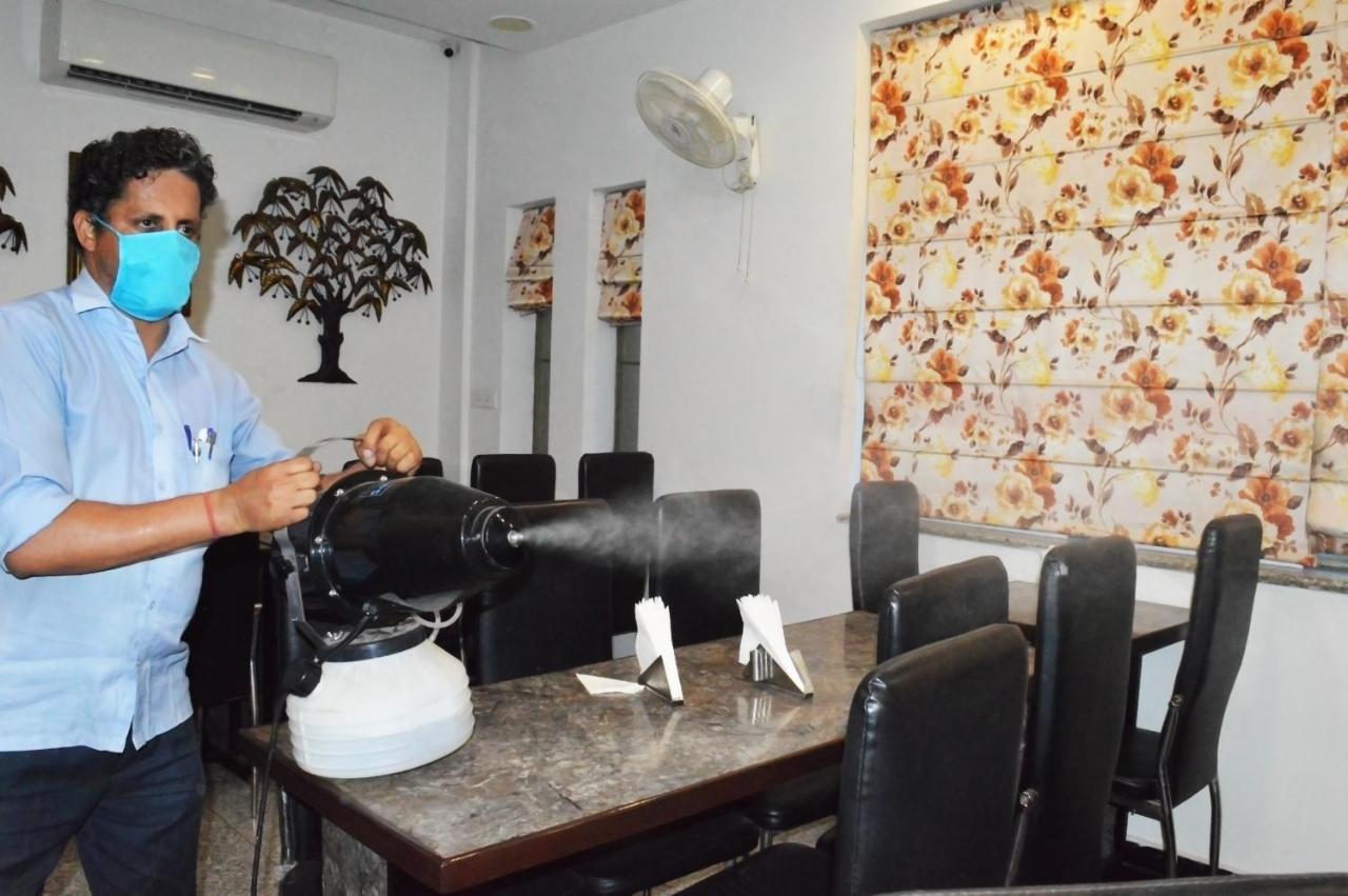 Madhav Muskan Residency Mathura Exterior foto