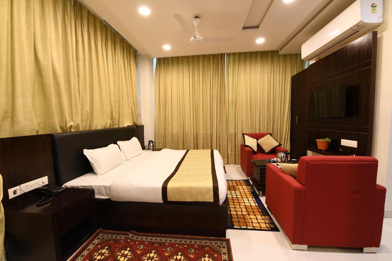 Madhav Muskan Residency Mathura Exterior foto
